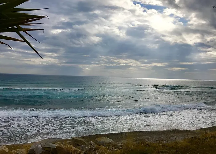 度假居 Sea Front *